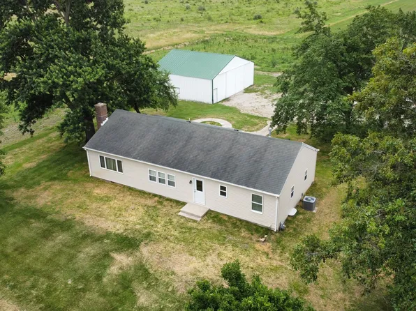 2489 E Us Highway 52, Donovan, IL 60931