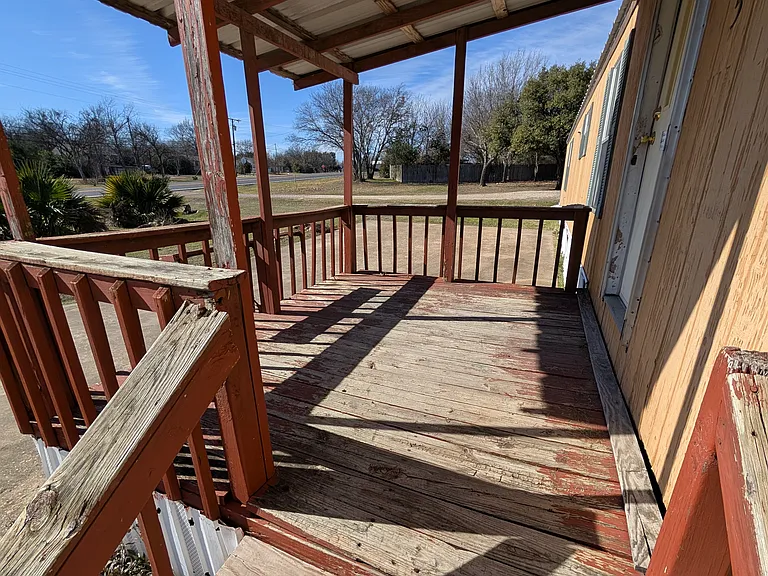 425 SW Highway 34 — Photo 13