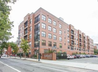2400 South St #303, Philadelphia, PA 19146