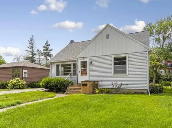 128 Dane St, Mankato, MN 56001