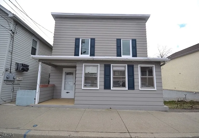 30 Maple Ave #2 — Photo 1