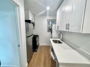 122 Prince St #4F, Boston, MA 02113