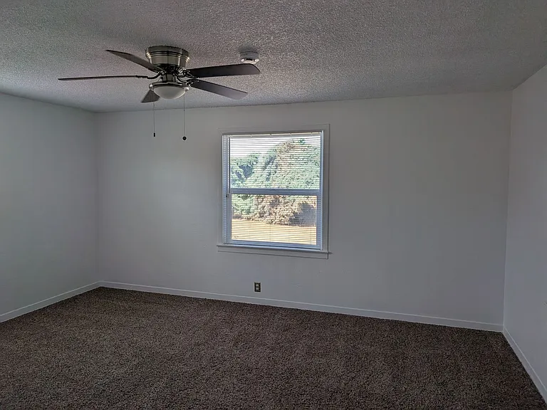 7262 S Cedar Ave — Photo 19