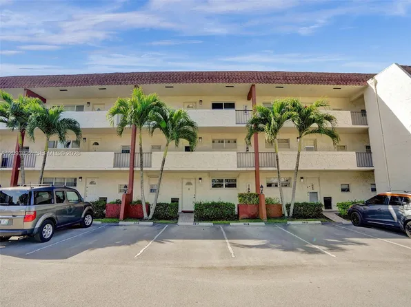 8962 S Hollybrook Blvd APT 303, Hollywood, FL 33025