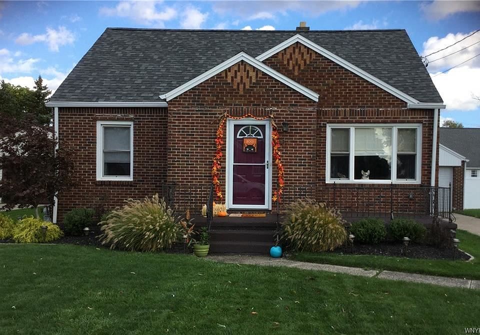 1st image of 81 Girard Ave