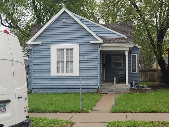 2708 Dupont Ave N, Minneapolis, MN 55411