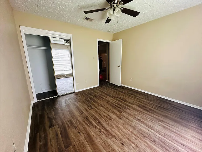 10826 Laureldale Ct — Photo 20