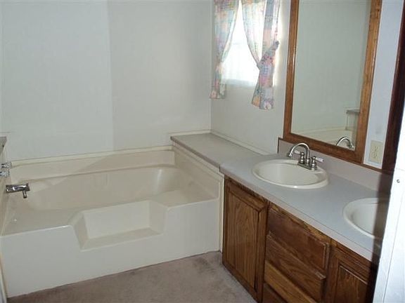5th image of 8808 Clearview Dr