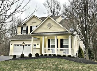 3177 Marcliff Dr, Lewis Center, OH 43035