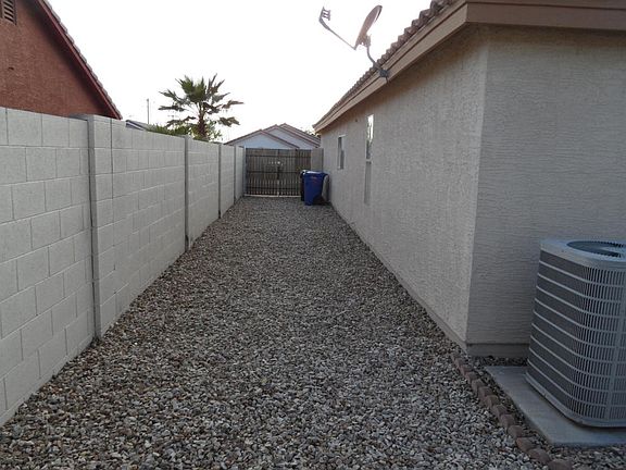 4th image of 213 S Valle Verde