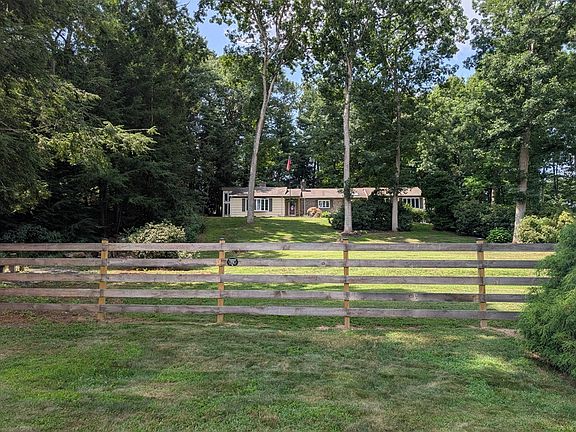 2nd image of 37 Brookside Dr