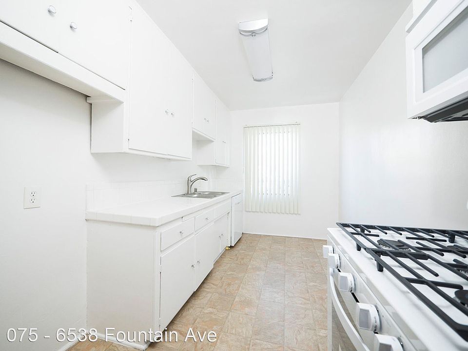 1st image of 6538 Fountain Ave APT 10