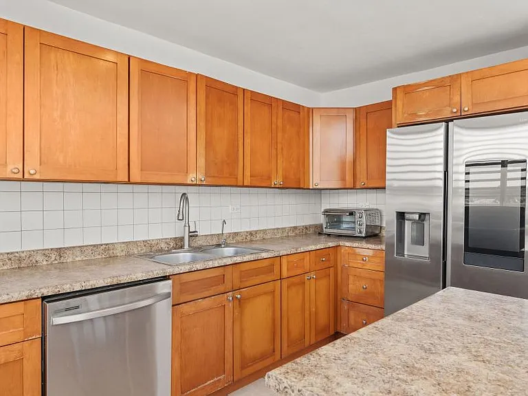 Cond Montecentro Apt L401 Calle Daguao 416 — Photo 15
