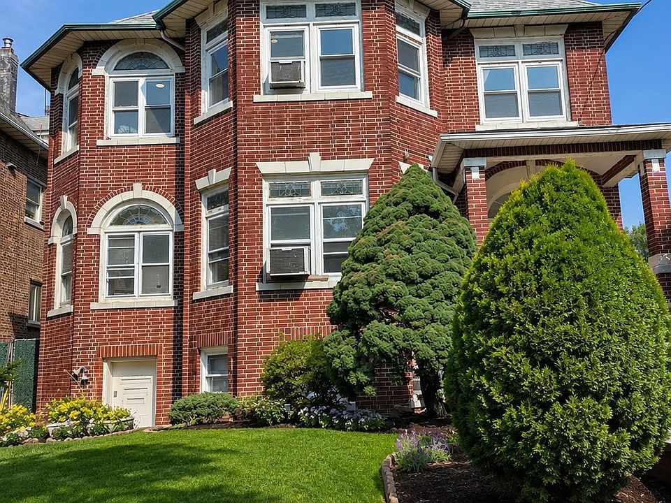 1st image of 735 Avenue C #2