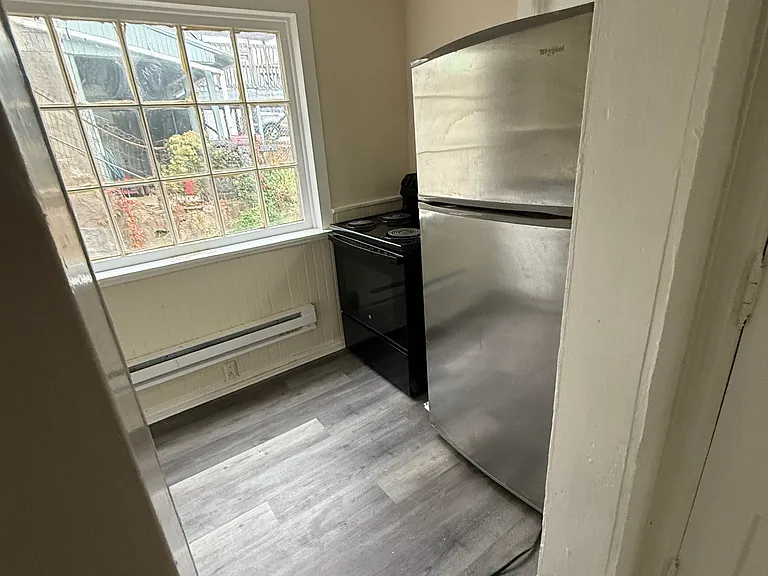 2502 S 5th St — Photo 4