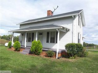 482 Chestnut Ridge Rd, Mount Airy, NC 27030