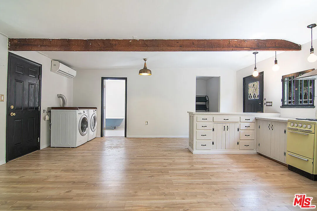 1 bed, 1.0 bath, 770 sqft, $2,850 — Photo 3