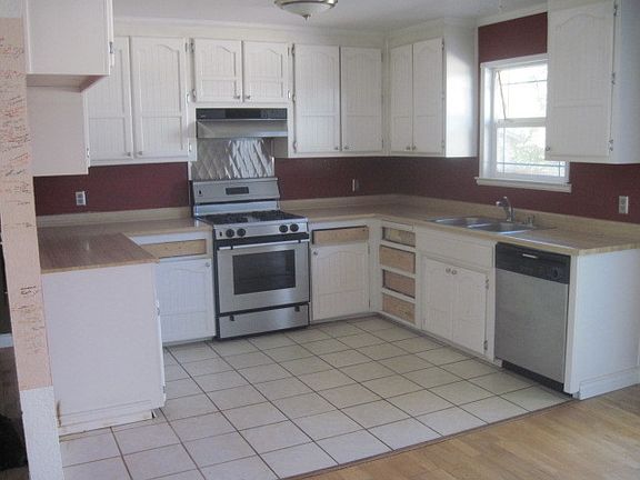 5th image of 17898 E Flowers Ln