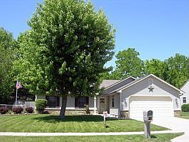 1st image of 842 Country Ln