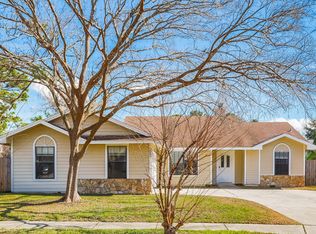 8245 Hamden Cir W, Jacksonville, FL 32244