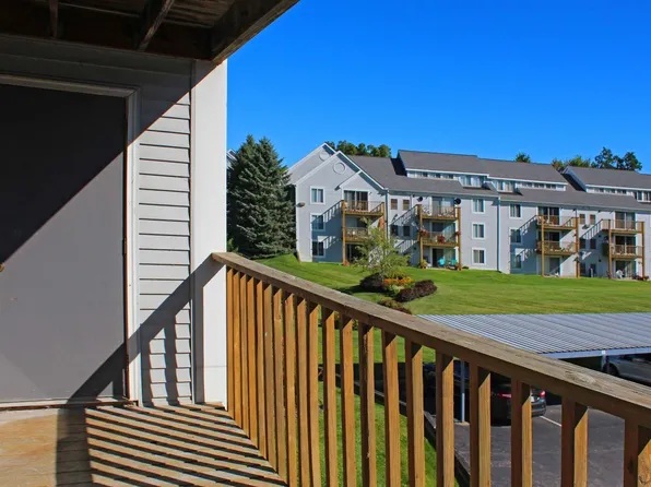 Harbor Cove Apartments, 9321 Harbor Cove Cir #3409ae40e, Whitmore Lake, MI 48189