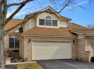 1915 Ivy Ln, Glenview, IL