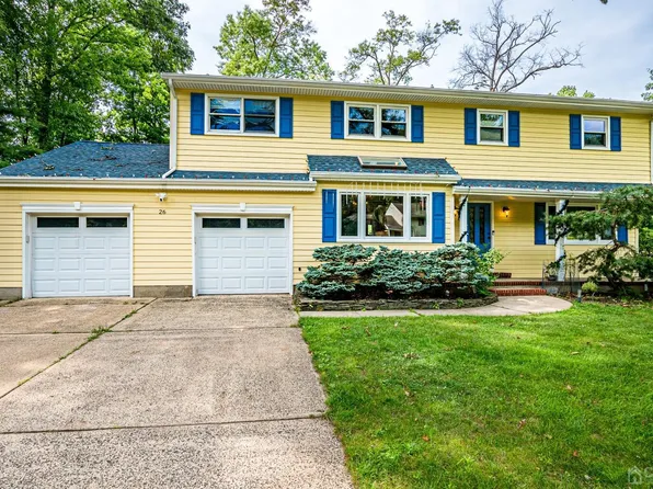 26 Nottingham Rd, Edison, NJ 08820