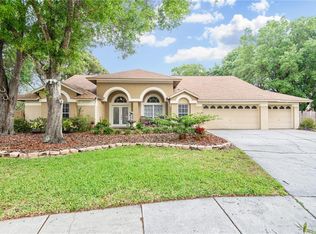18109 Woodcreek Pl, Lutz, FL 33548