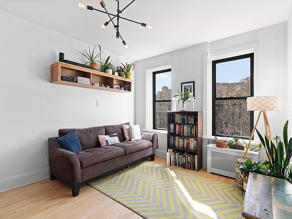 2nd image of 251 Pacific St APT 22