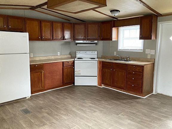 3rd image of 1237 N Us Highway 27 Lot 62