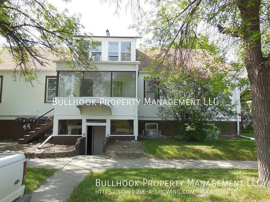 1st image of 636 6th St APT 4