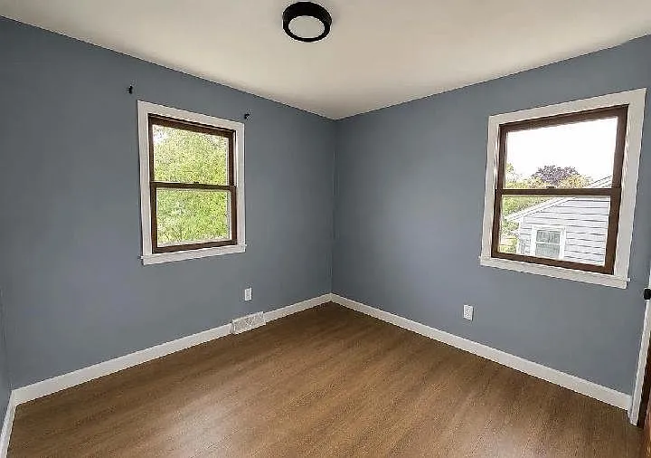 23 McDonald Dr — Photo 4