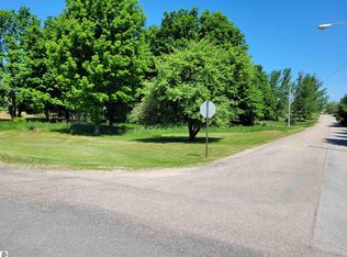 604 W 7th St, Manton, MI 49663