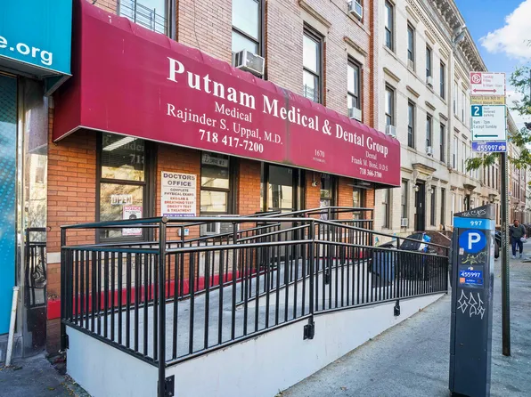 1670 Putnam Avenue image 3 of 10