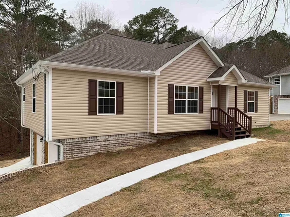 801 Lakeshore Cir, Warrior, AL 35180