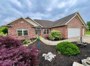 5879 S Glenview Dr, Bloomington, IN 47403