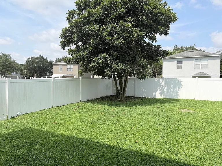2123 Portcastle Cir — Photo 22