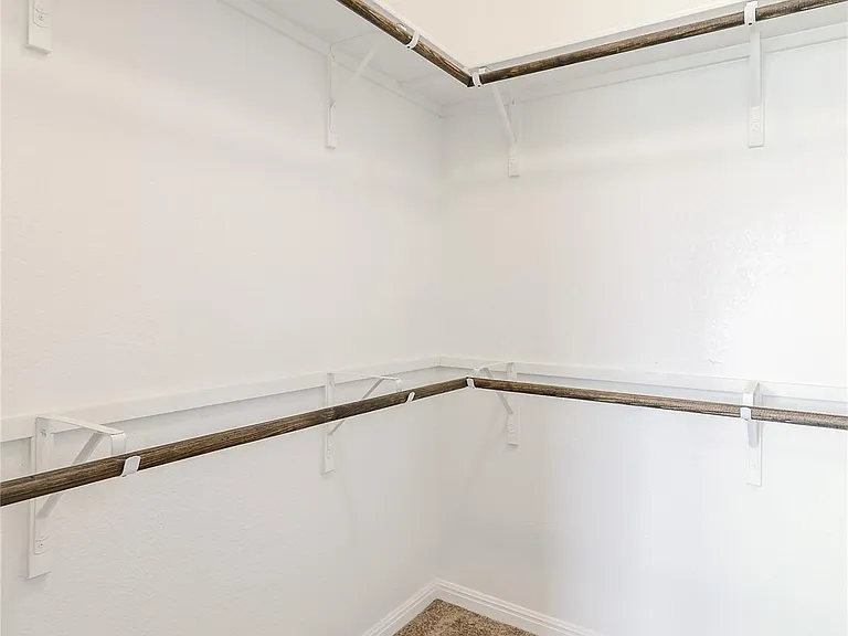 413 Callahan Ln — Photo 19