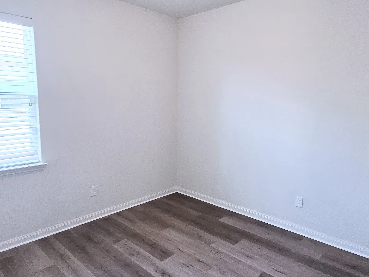 3 bed, 1364 sqft, $1,750 — Photo 3