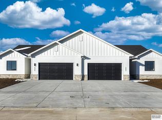 2481 N Oak St, Wahoo, NE 68066