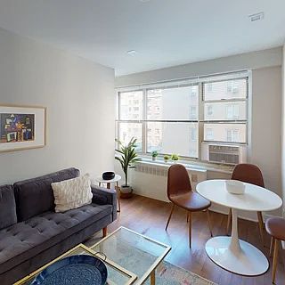 4th image of 30 Park Ave #8R