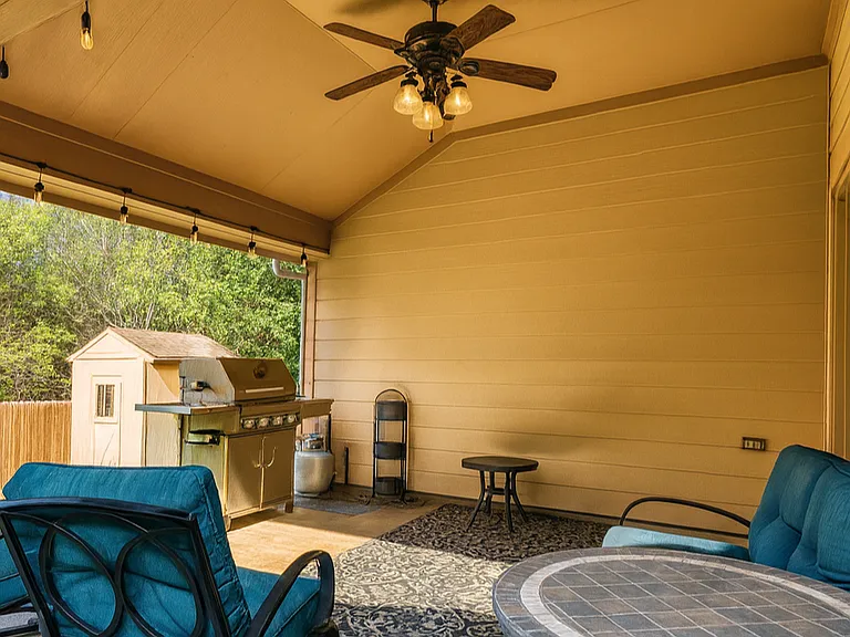 4223 Fall Creek Dr — Photo 46