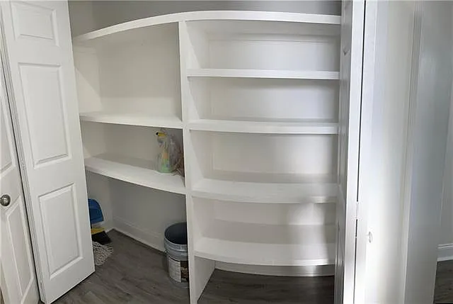 4411 King St — Photo 25