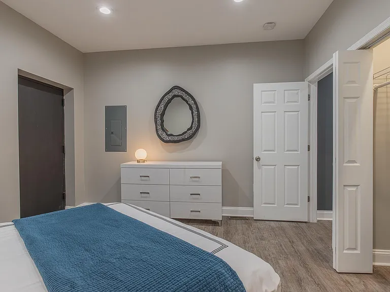 3221 Noble St #3 — Photo 21