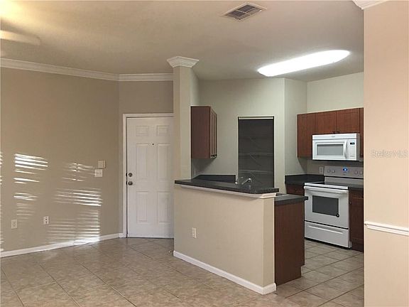 4th image of 2171 Portofino Pl Unit 2717