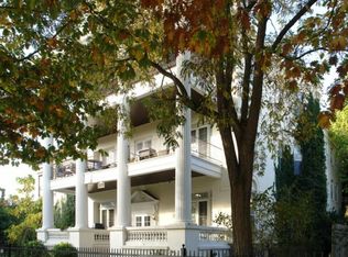 275 S Plymouth Ave APT 11, Rochester, NY 14608