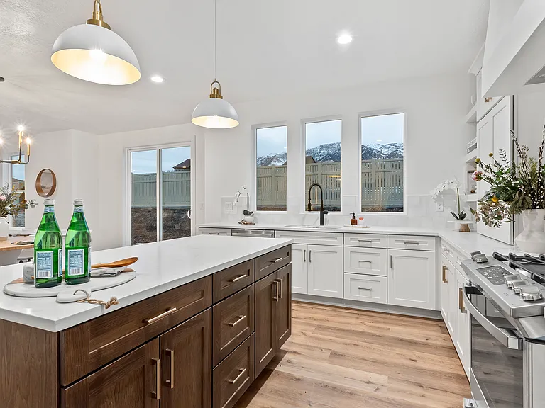 3559 S Garibaldi Way — Photo 10