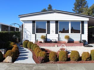 98 Westgate Cir, Santa Rosa, CA 95401