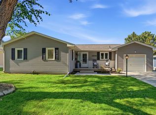 1509 W 8th St, Cedar Falls, IA 50613