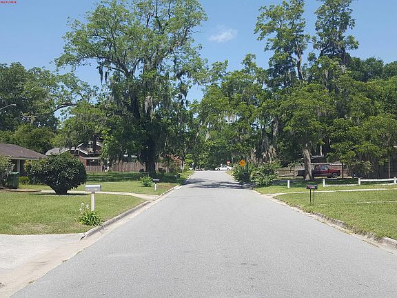 5th image of 410 Inglewood Dr